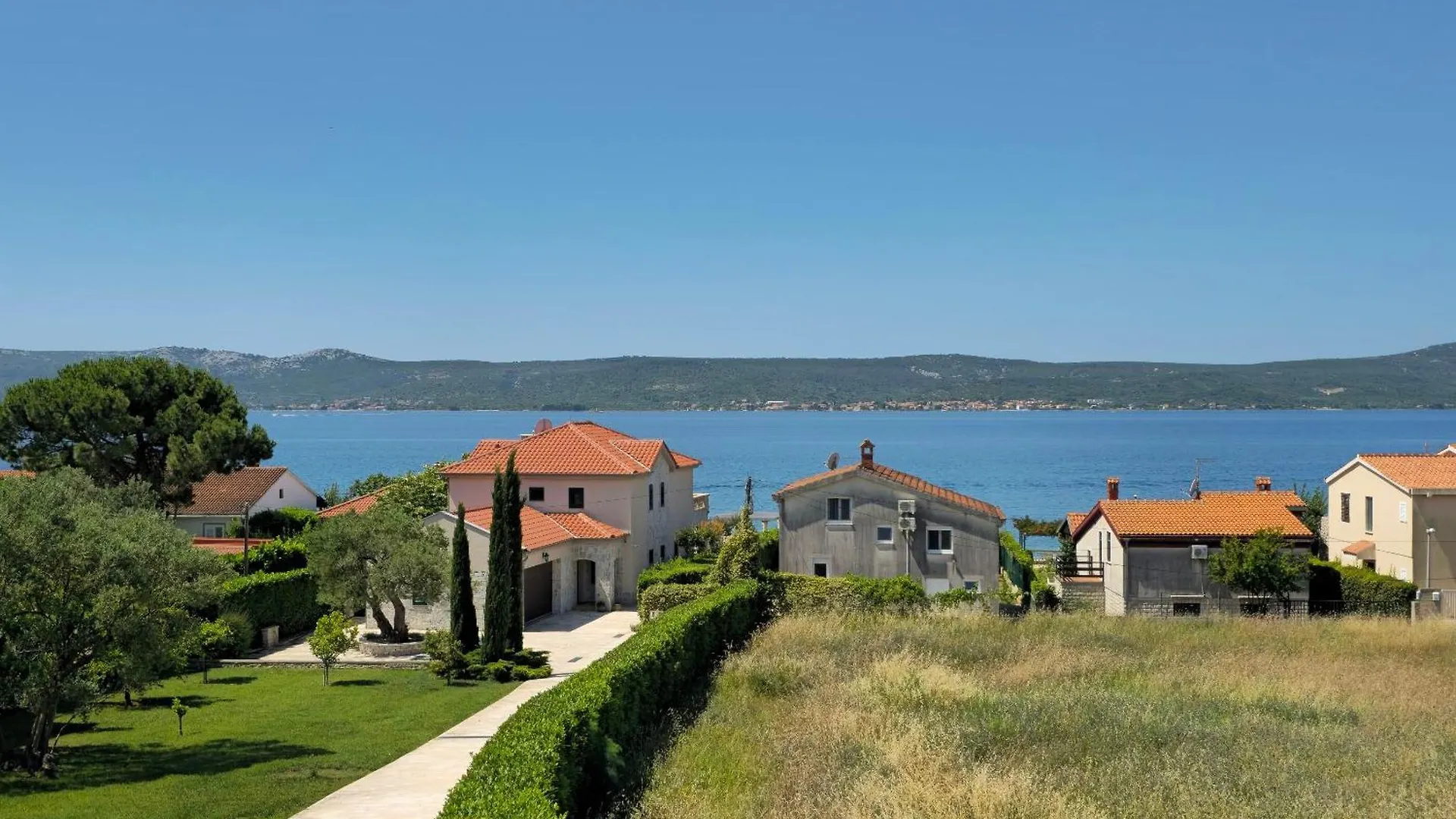Holiday Home Gianna - Beachfront Sveti Petar  Croácia